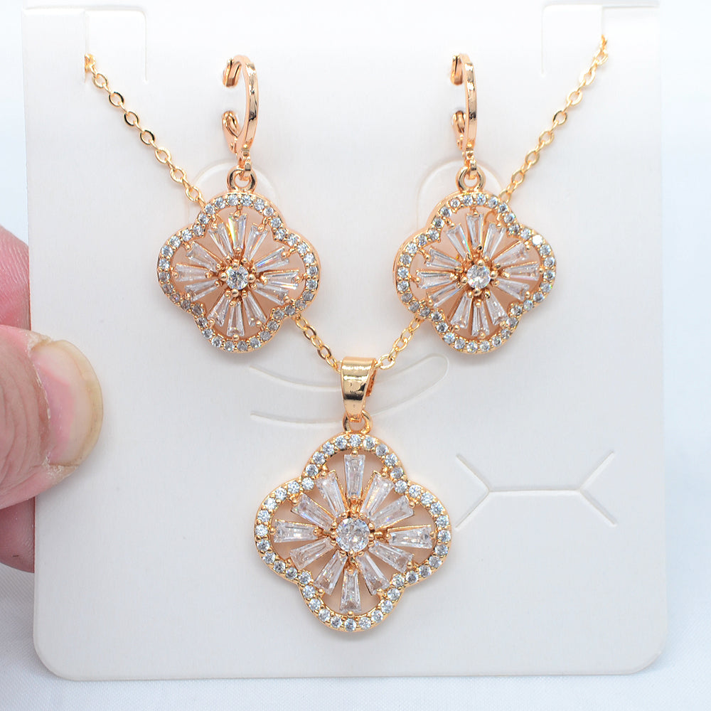 Wholesale Gold Plated Women Clear Zircon CZ Elegant Flower Jewelry Set
