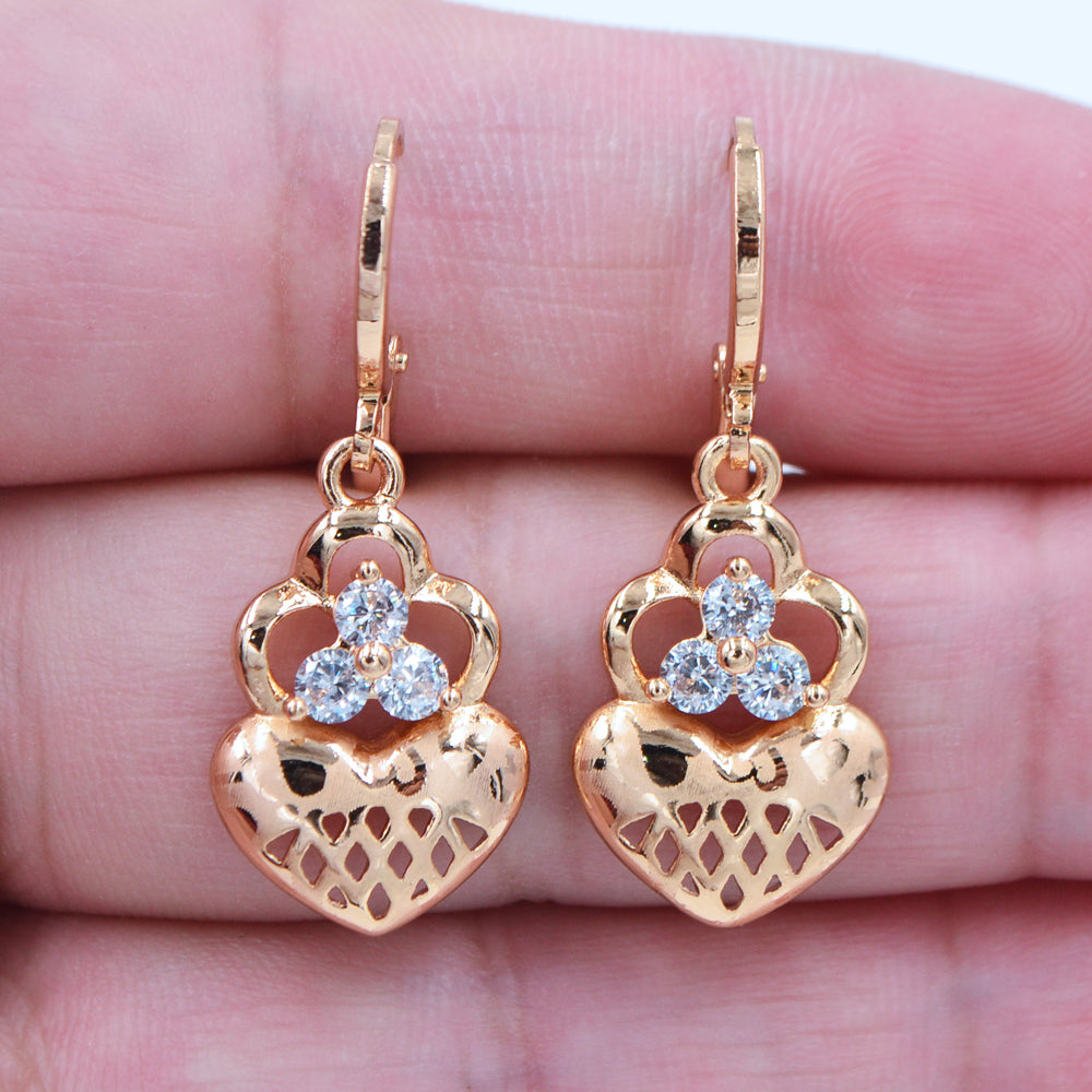 Wholesale Gold Plated Women Clear Zircon CZ Laser Stamped Heart Dangle Earrings Jewelry