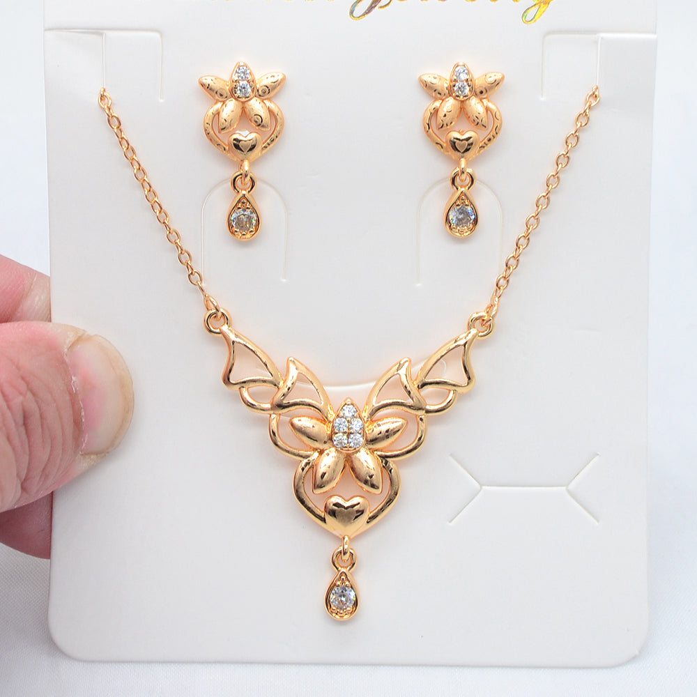Wholesale Gold Plated Women Clear Zircon CZ Laser Marking Flower Jewelry Set