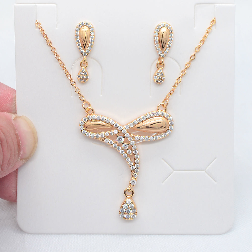 Wholesale Gold Plated Women Clear Zircon CZ Laser Marking Flower Jewelry Set