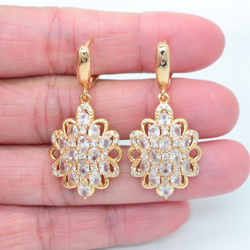 Wholesale Gold Plated Women Clear Zircon CZ Luxury Flower Dangle Huggie Earrings Jewelry