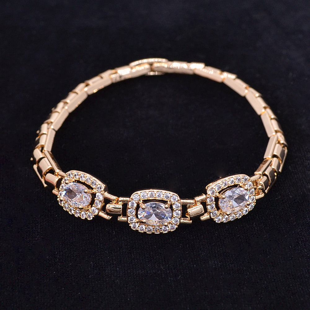 Wholesale Gold Plated Women Clear Zircon CZ Cushion Charm Bracelet Jewelry