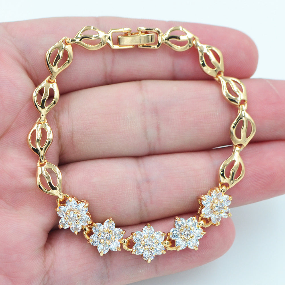 Wholesale Gold Plated Women Black Zircon CZ Cute Flowers Charm Bracelet Jewelry