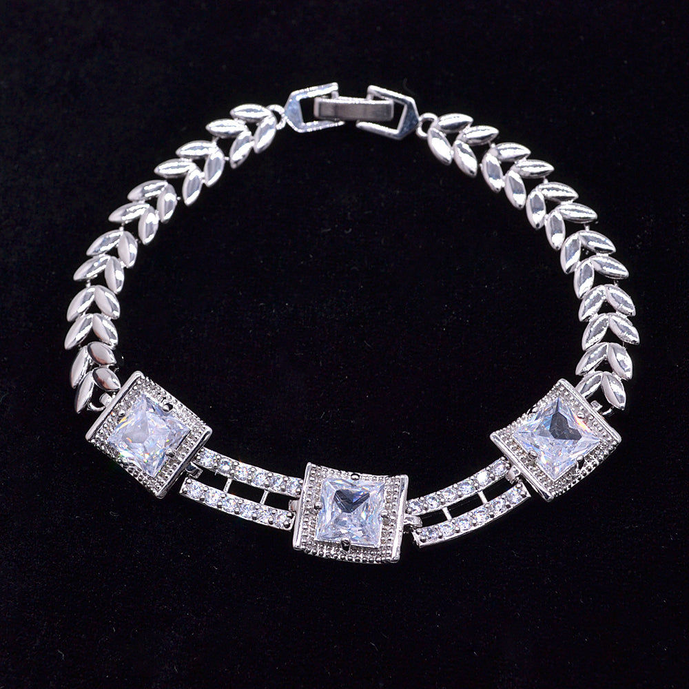 Wholesale White Gold Plated Women Clear Zircon CZ Fashion Baguette Charm Bracelet Jewelry