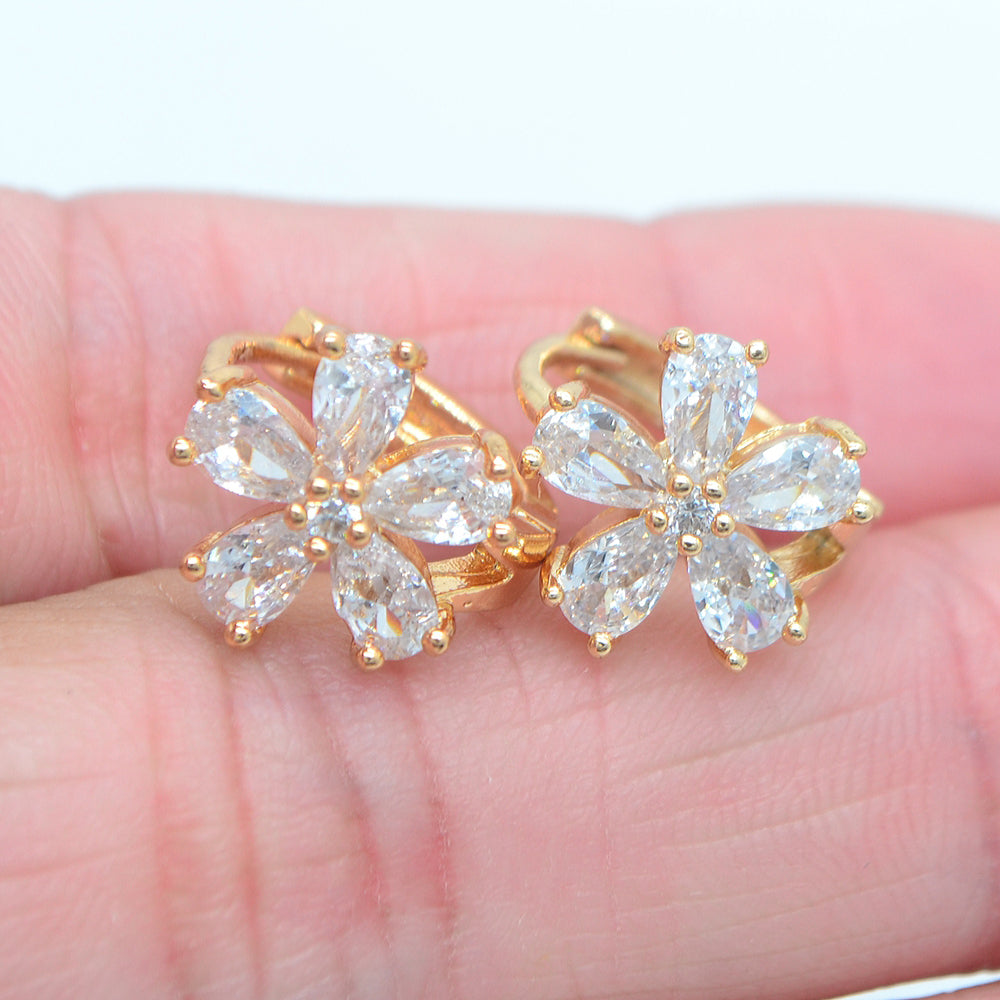 Wholesale Gold Plated Women Clear Zircon CZ Five Petal Flower Huggie Earrings Jewelry