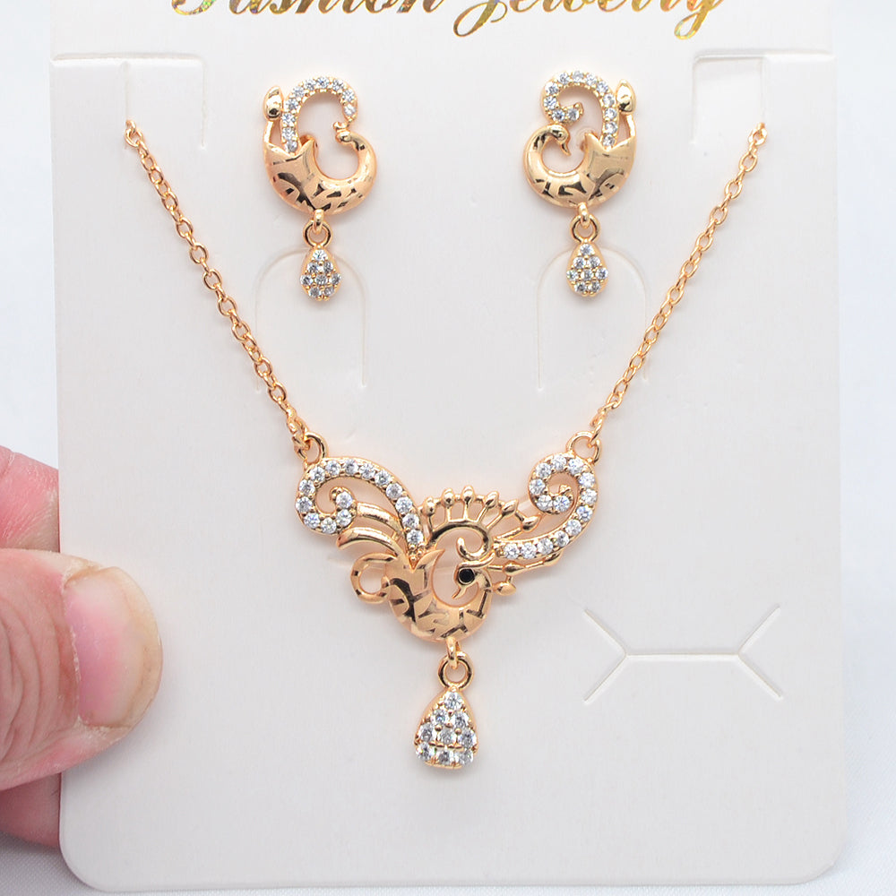 Wholesale Gold Plated Women Clear Zircon CZ Laser Marking Flower Jewelry Set