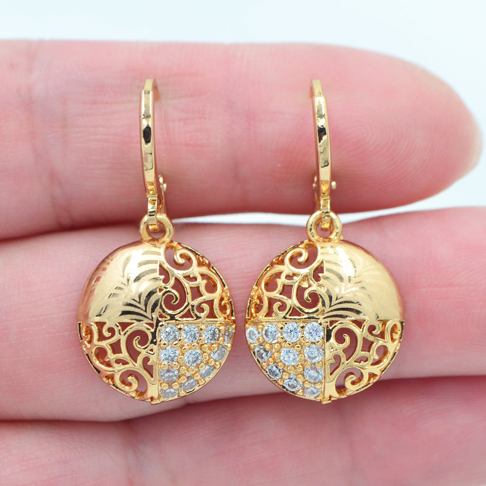 Wholesale Gold Plated Women Clear Zircon CZ Laser Stamped Round Dangle Earrings Jewelry