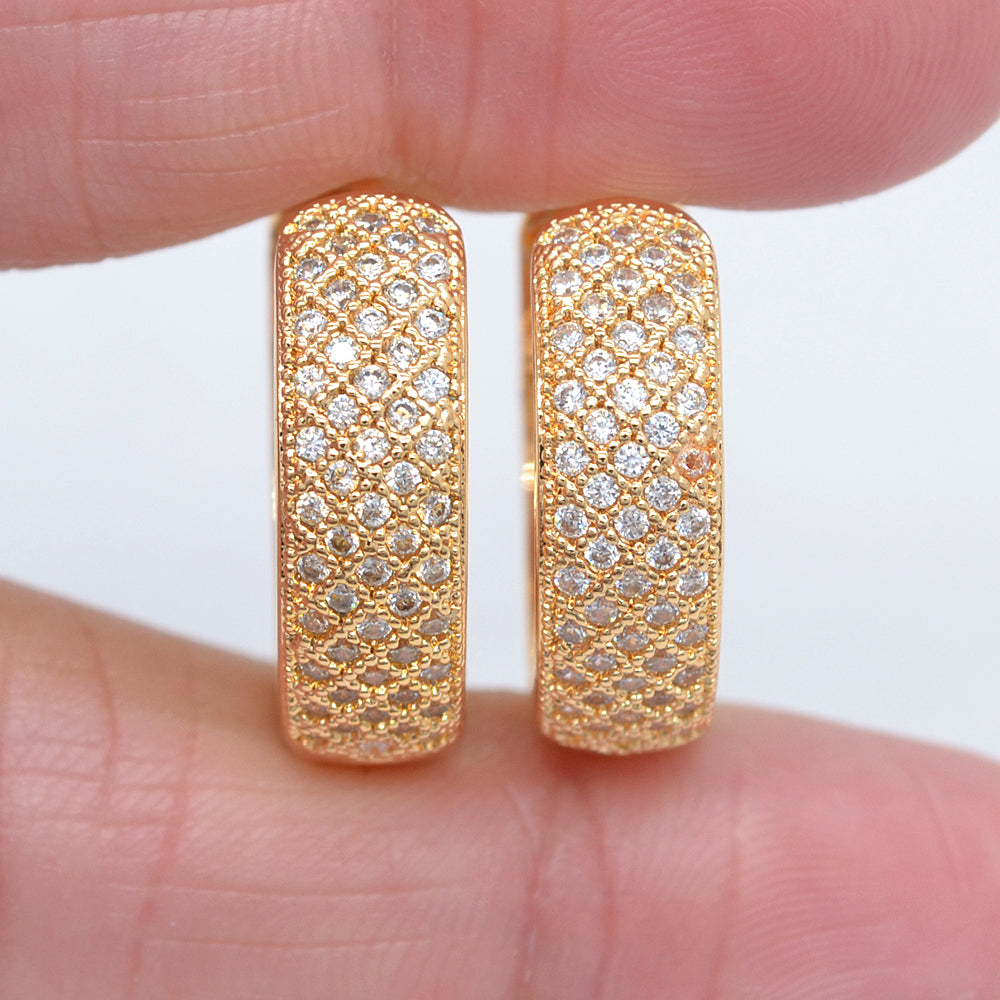 Wholesale Gold Plated Women Fashion Clear Pave Zircon CZ Hoop Huggie Earrings Jewelry
