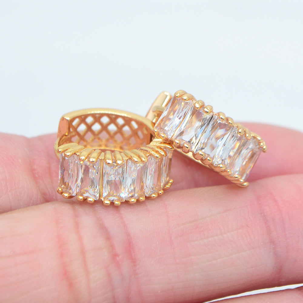 Wholesale Gold Plated Women Rainbow Zircon CZ Baguette Huggie Earrings Jewelry