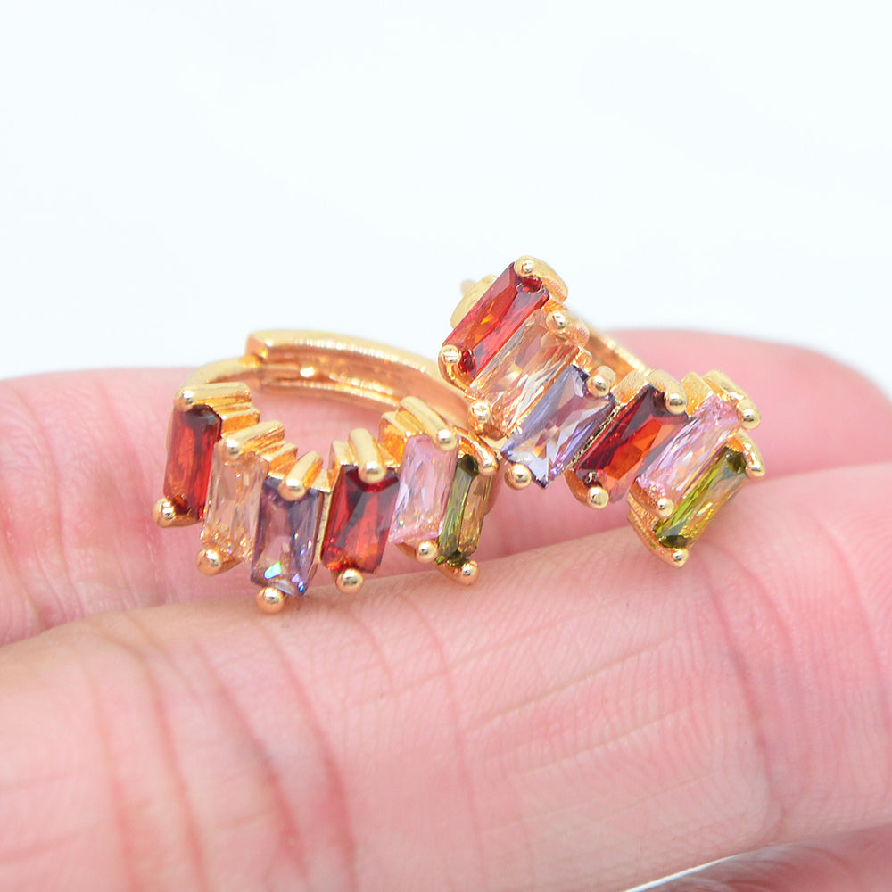 Wholesale Gold Plated Women Fashion Irregular Multicolor Zircon CZ Huggie Earrings Jewelry