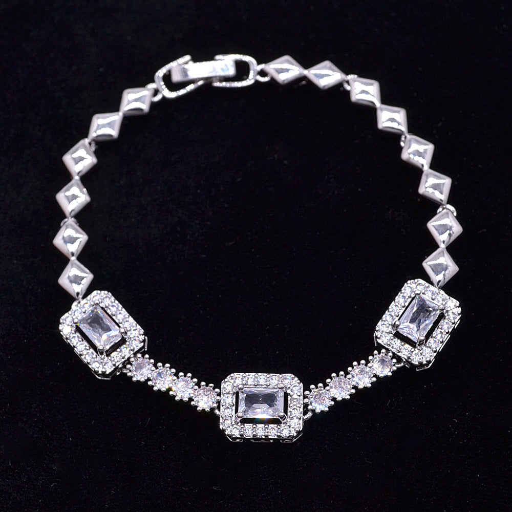 Wholesale White Gold Plated Women Clear CZ Cushion Charm Bracelet Jewelry